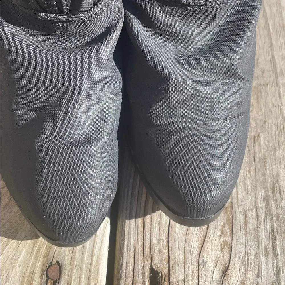 Cold Remedy Black Faux Fur Water-Resistant Mid-Calf Winter Boots Size 5M
